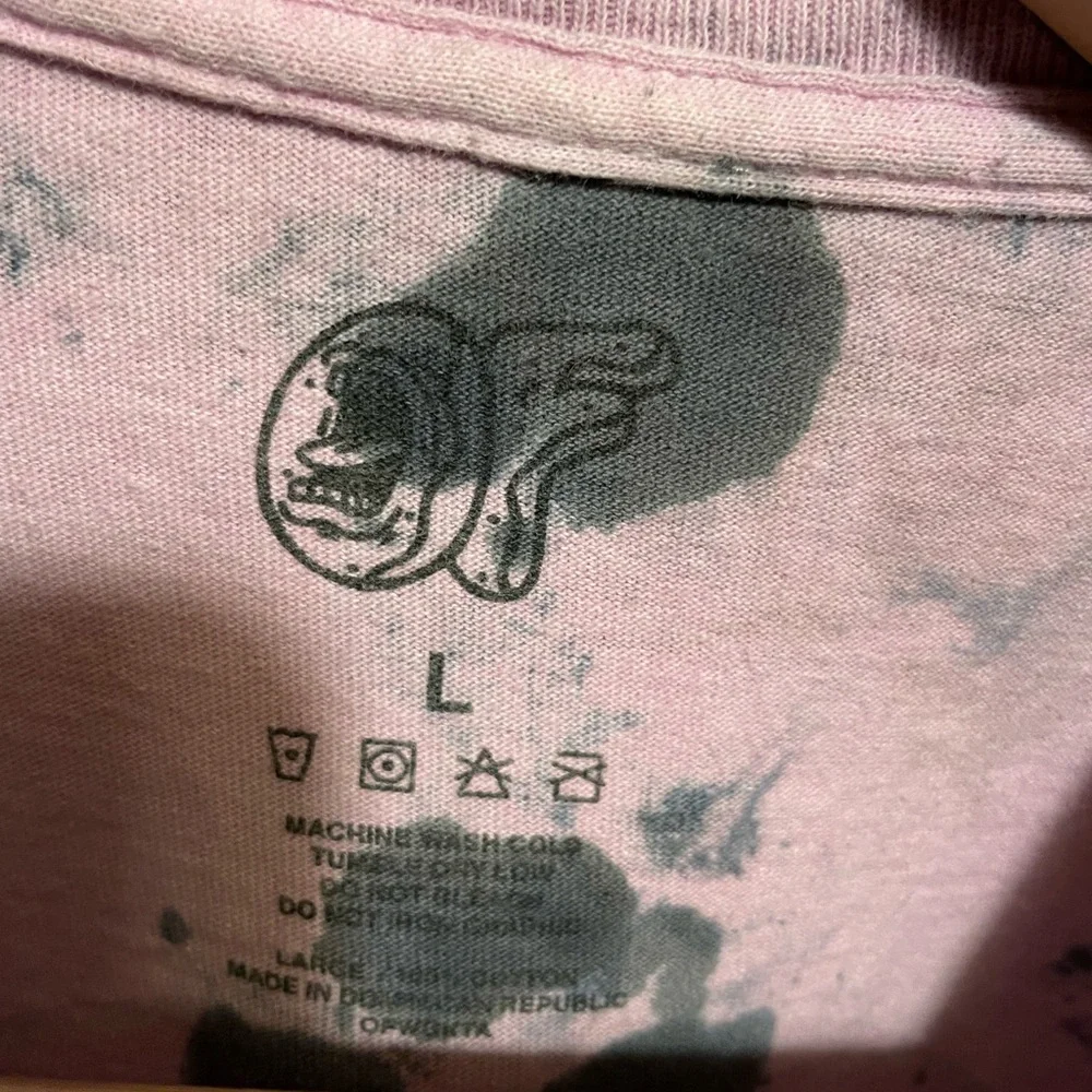Santa Cruz odd future donuts size large pink, and black tie dye - Picture 3 of 7